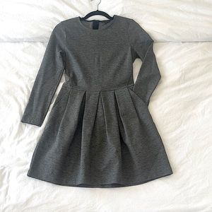 Aritzia / Talula size 6 Tartine dress